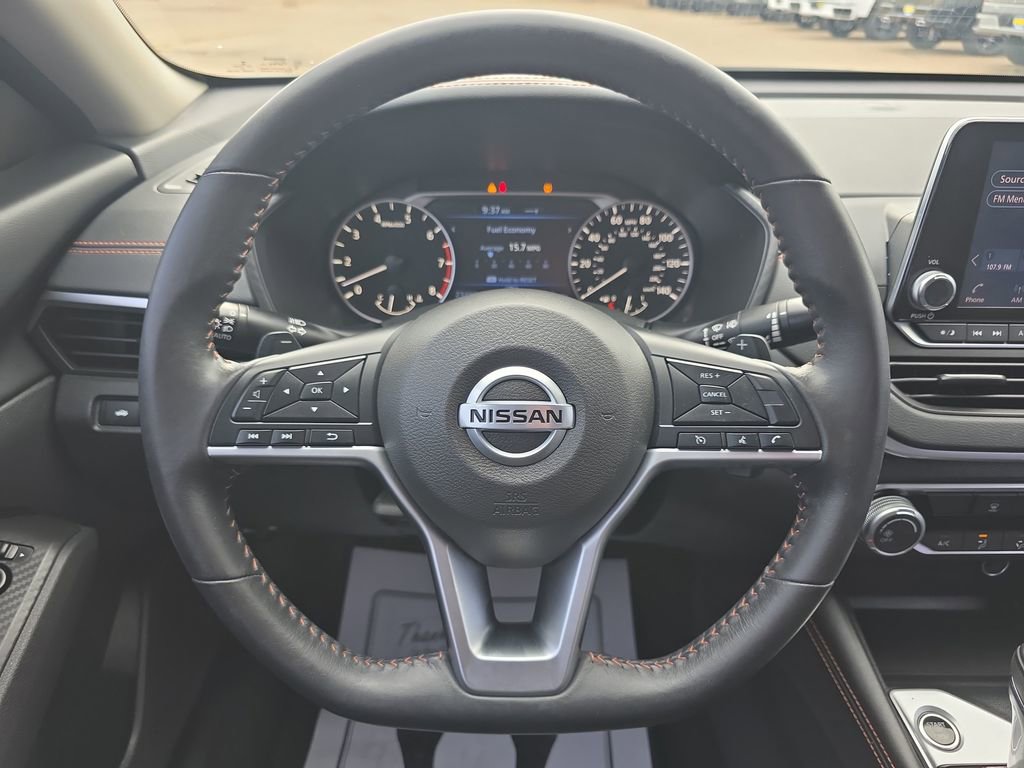 Used 2022 Nissan Altima 2.5 SR AWD/4WD image 15