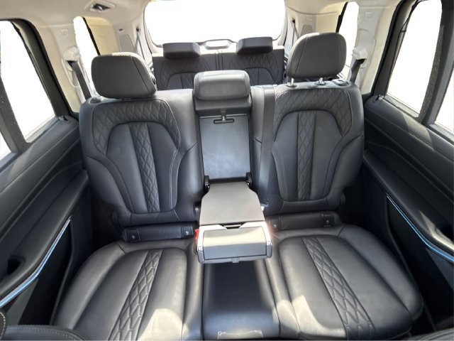 Used 2026 BMW X7 xDrive40i AWD/4WD image 16