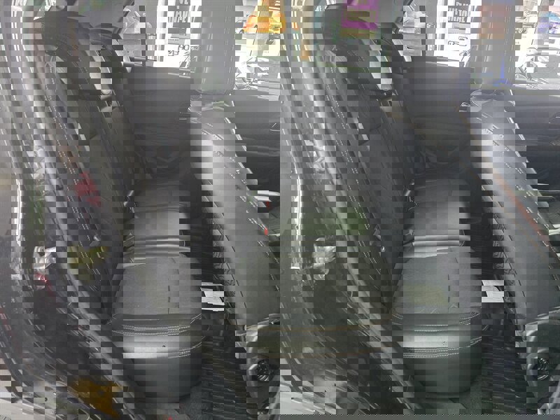 Used 2019 Chevrolet Trax LT w/ LT Convenience Package image 16