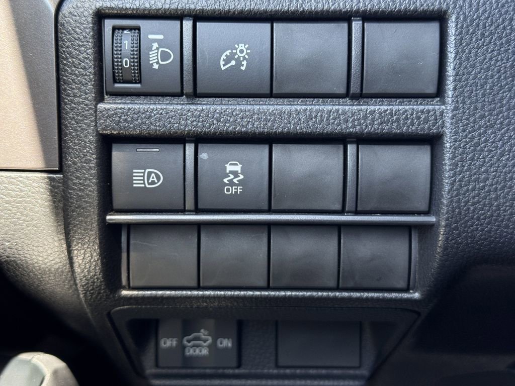 Used 2025 Toyota Tacoma SR5 RWD image 22