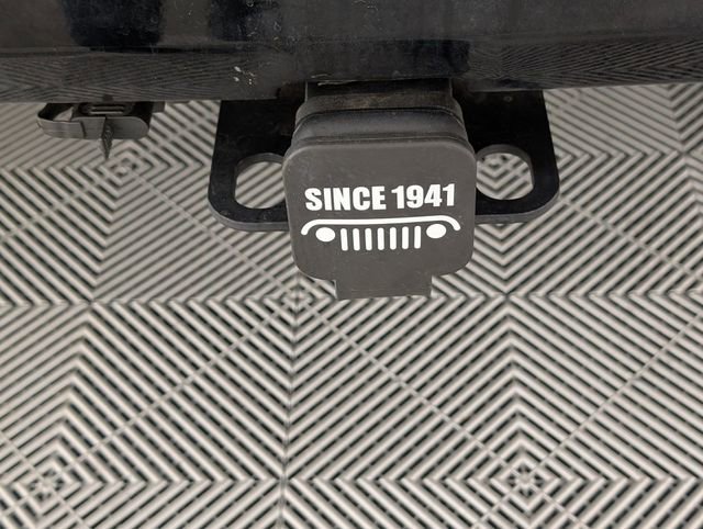 Used 2015 Jeep Wrangler Sport image 22