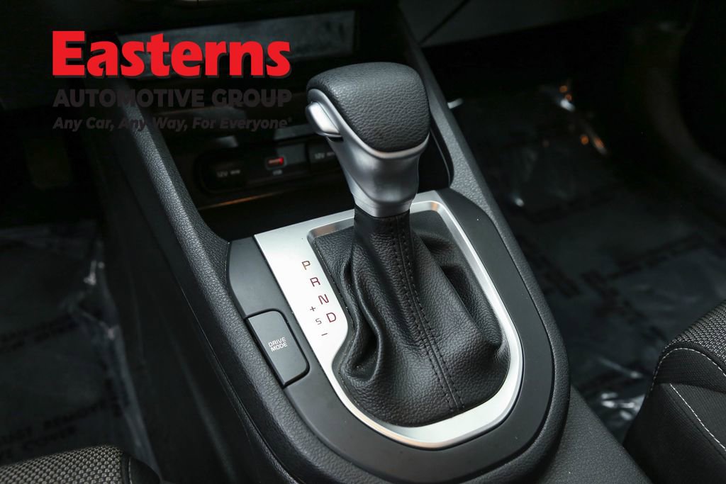 Used 2023 Kia Forte LXS image 13