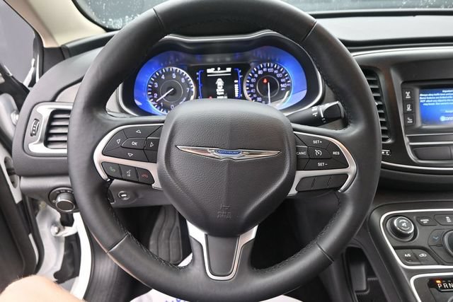 Used 2016 Chrysler 200 Limited w/ Convenience Group FWD image 25