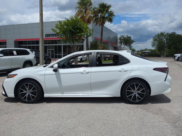 Certified 2023 Toyota Camry SE FWD image 9