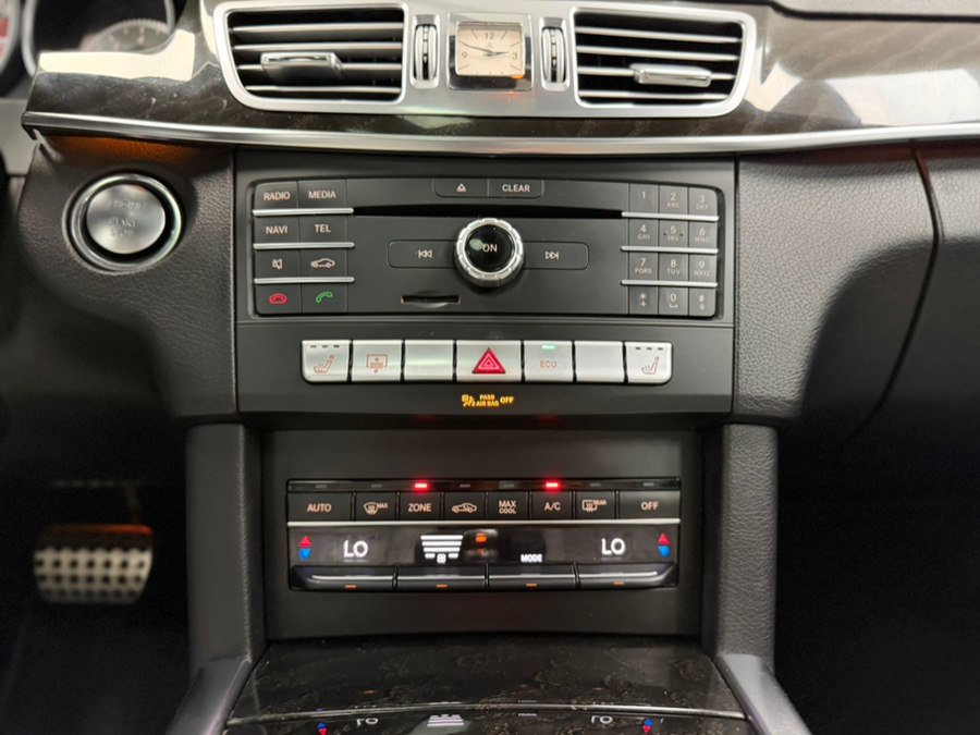 Used 2016 Mercedes-Benz E 350 4MATIC Sedan w/ Premium Package image 57