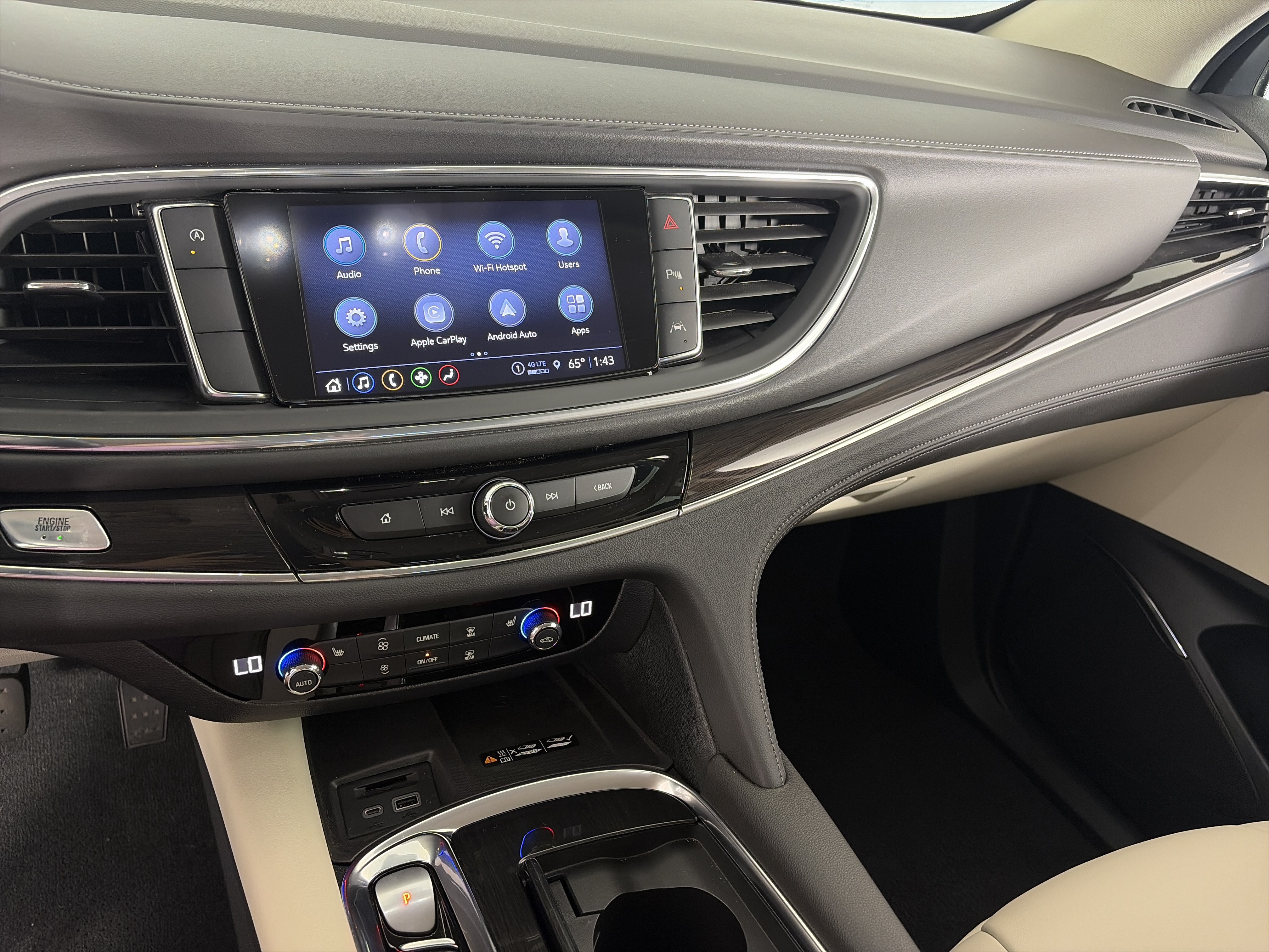 Used 2024 Buick Enclave Essence FWD image 12