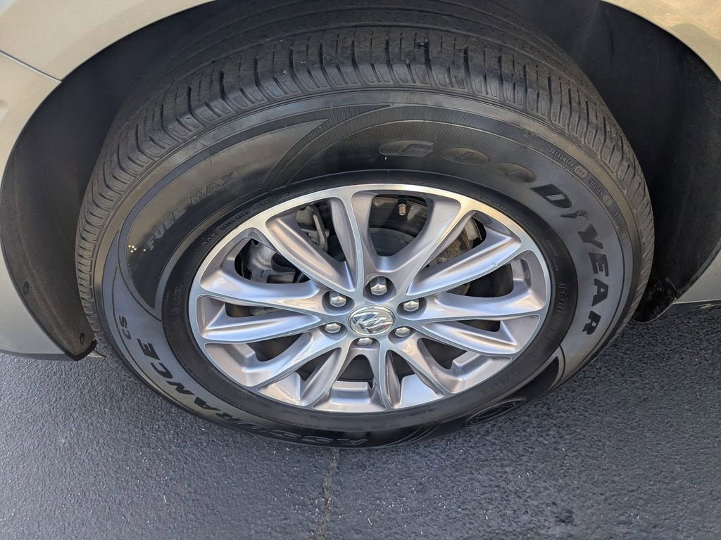 Used 2024 Buick Enclave Premium image 34