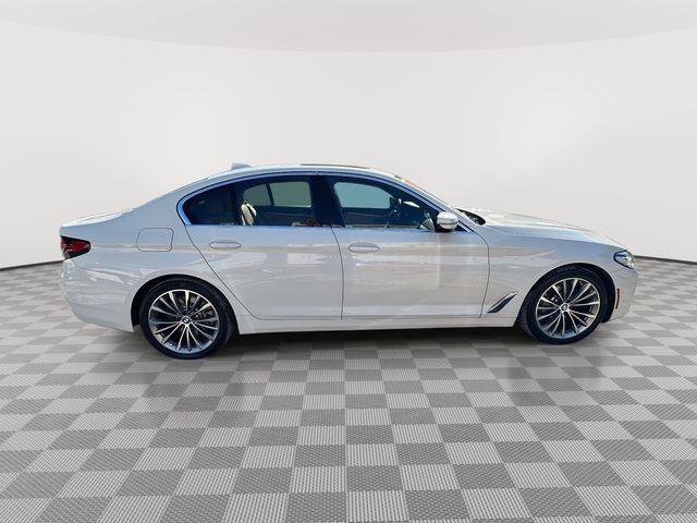 Used 2023 BMW 530i xDrive w/ Convenience Package image 2