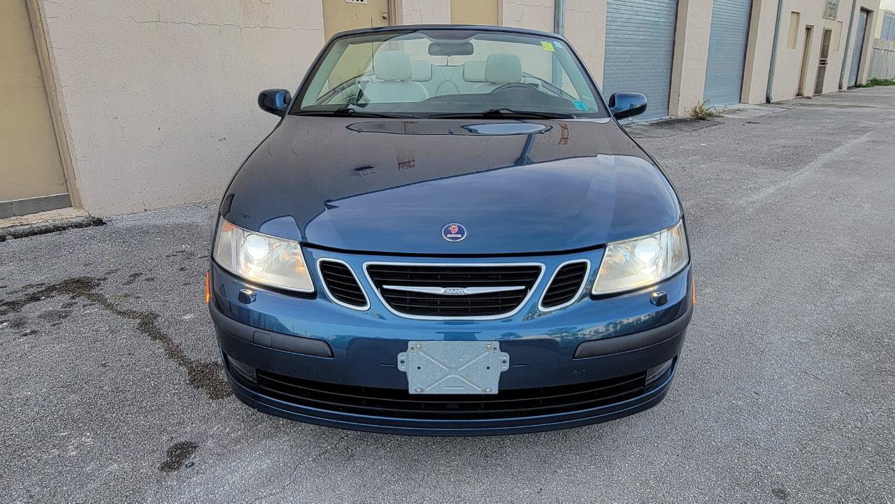 Used 2004 Saab 9-3 Aero FWD image 7