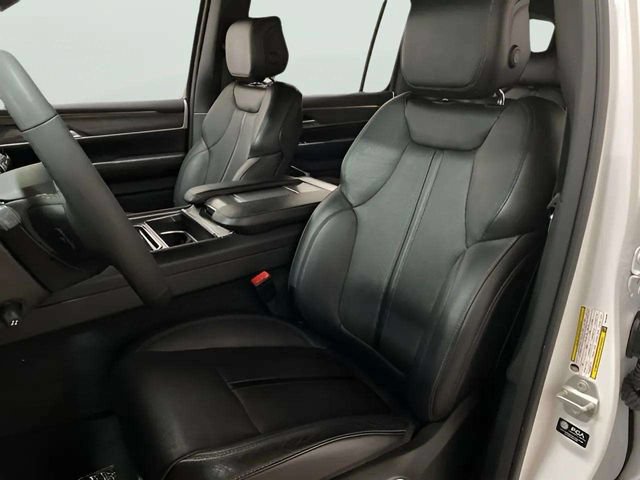 Used 2024 Jeep Wagoneer Series II w/ Flexible Seating Group RWD image 65