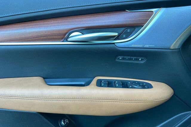 New 2025 Cadillac XT5 Premium Luxury w/ LPO, Floor Liner Package image 11