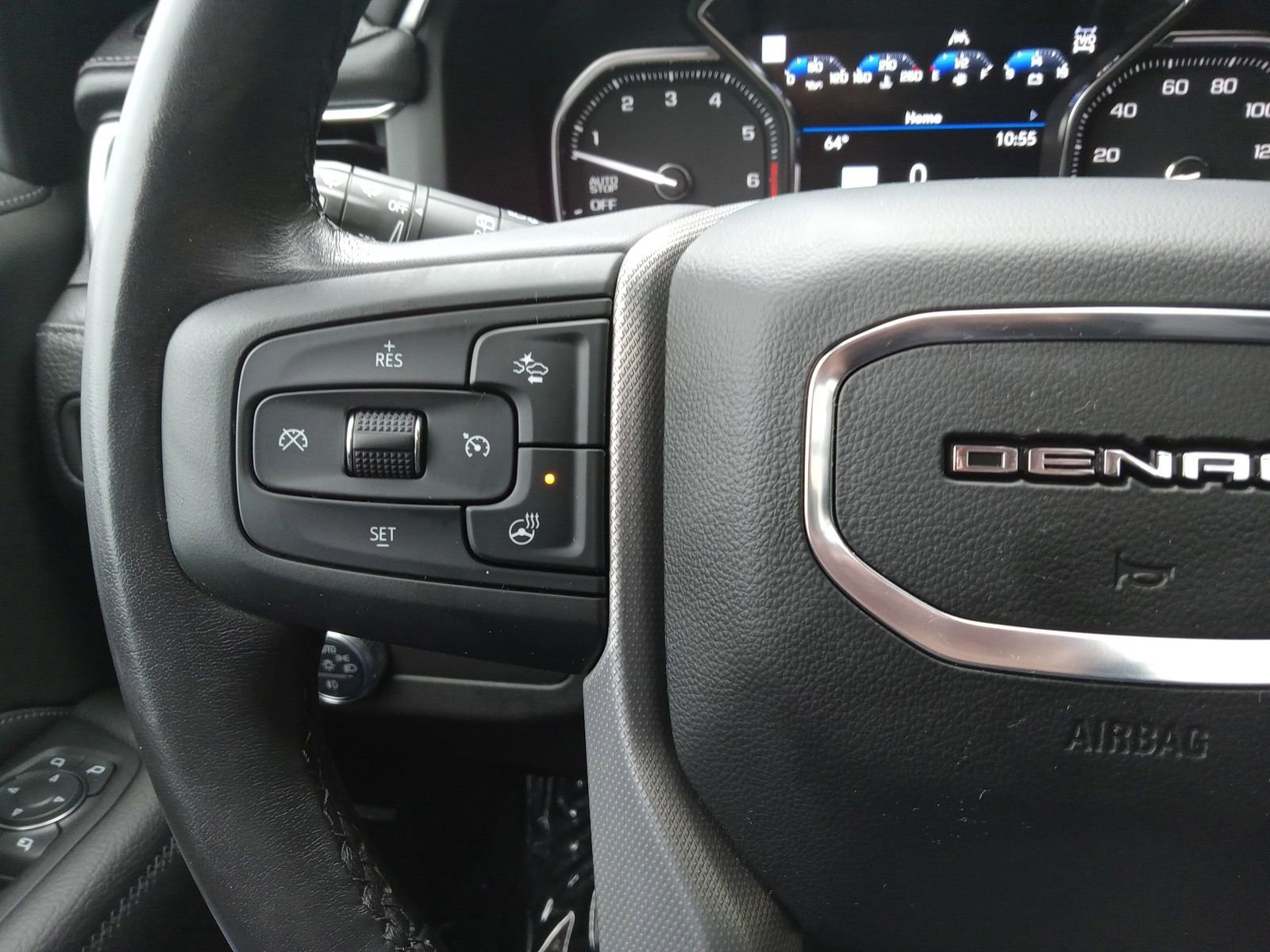 Used 2021 GMC Yukon Denali w/ LPO, Illumination Package image 22