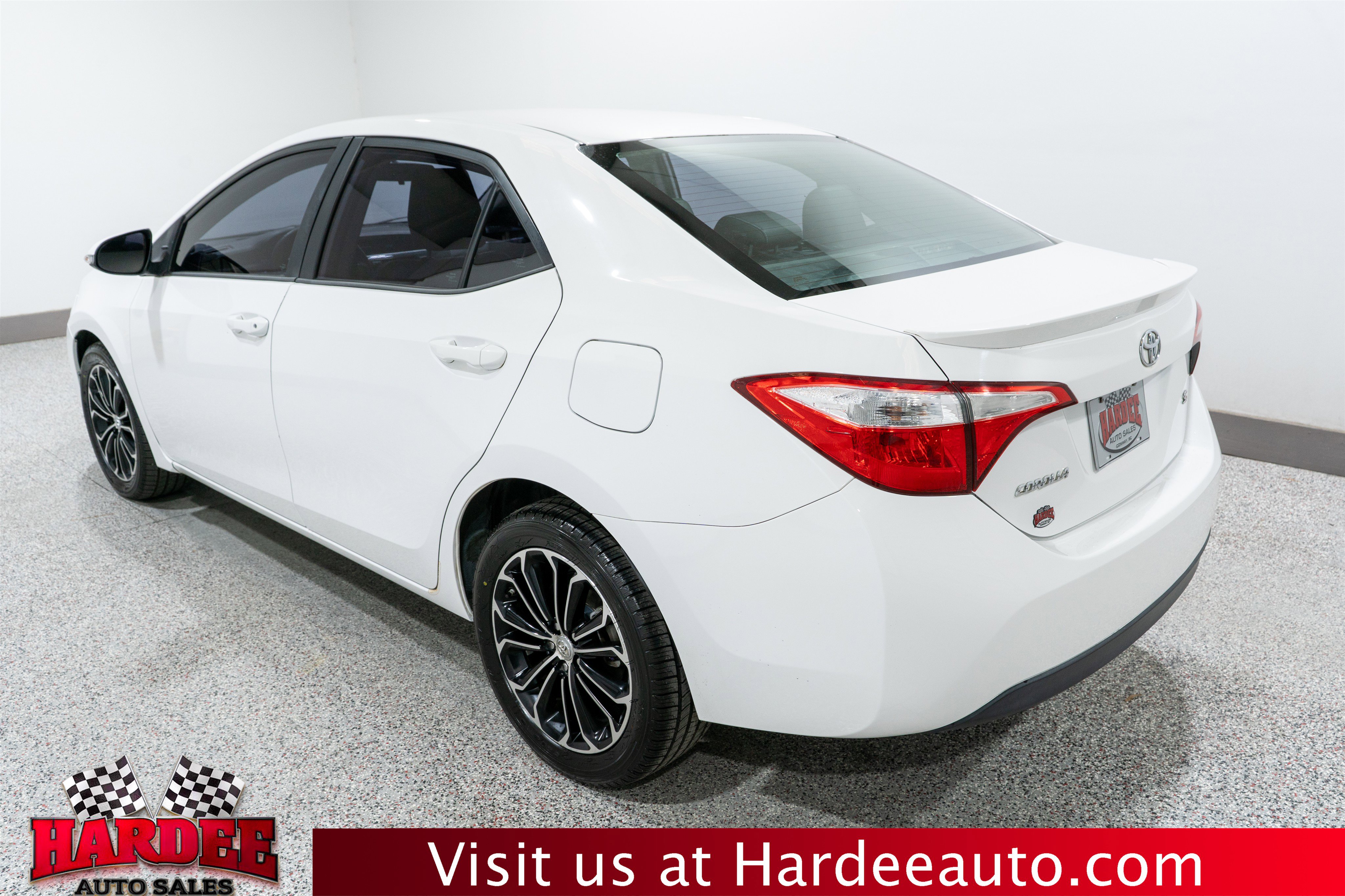 Used 2015 Toyota Corolla S image 3