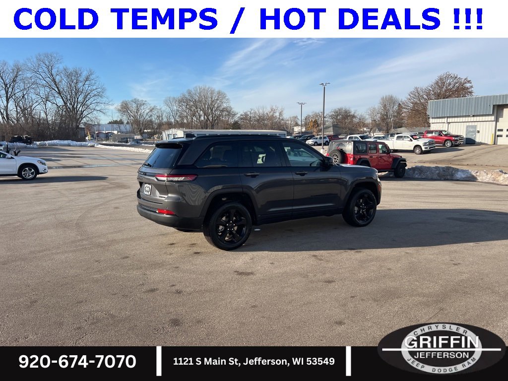 New 2025 Jeep Grand Cherokee Limited w/ Black Appearance Package image 7