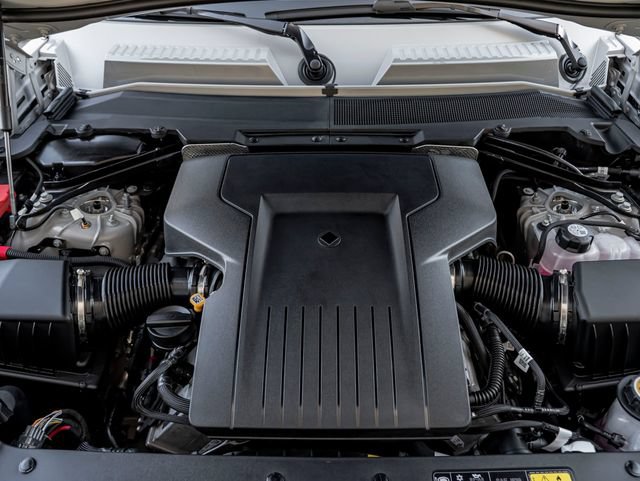 New 2026 Land Rover Defender 110 OCTA AWD/4WD image 37
