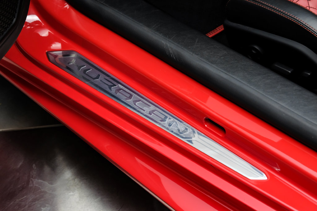 Used 2018 Lamborghini Huracan LP 580-2 RWD image 33