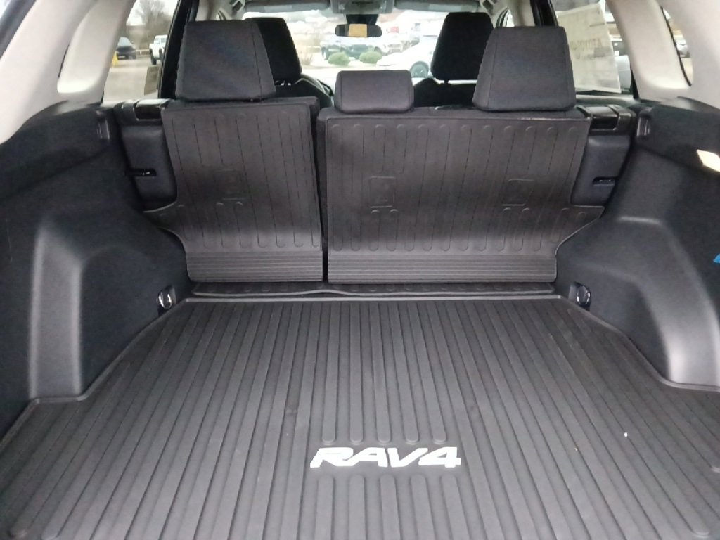 New 2025 Toyota RAV4 LE image 27