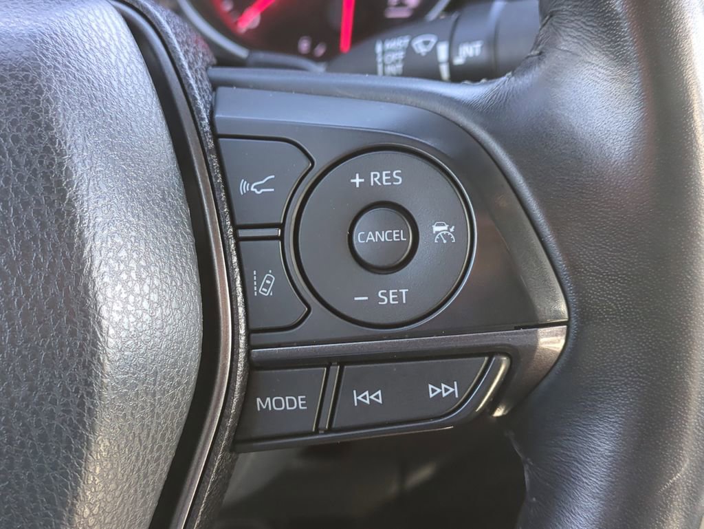 Used 2023 Toyota Camry XSE image 28