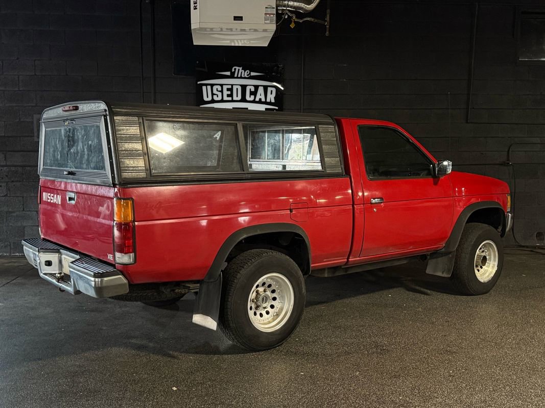 Used 1994 Nissan Pickup XE AWD/4WD image 6