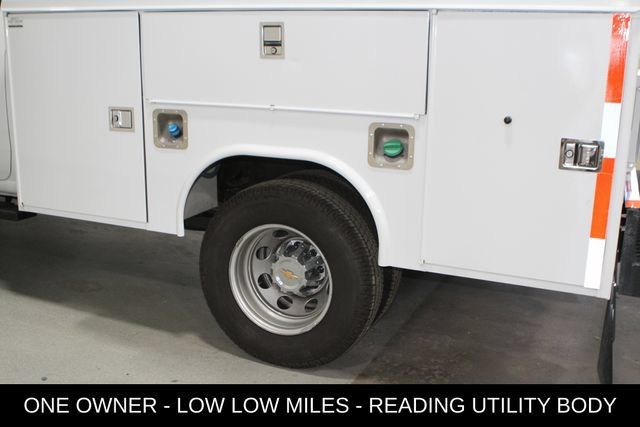 Used 2025 Chevrolet Silverado 3500 W/T AWD/4WD image 28