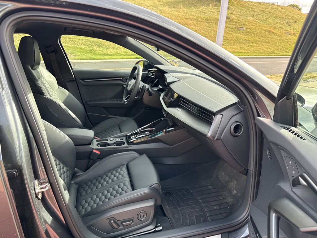 Used 2025 Audi RS 3 image 33