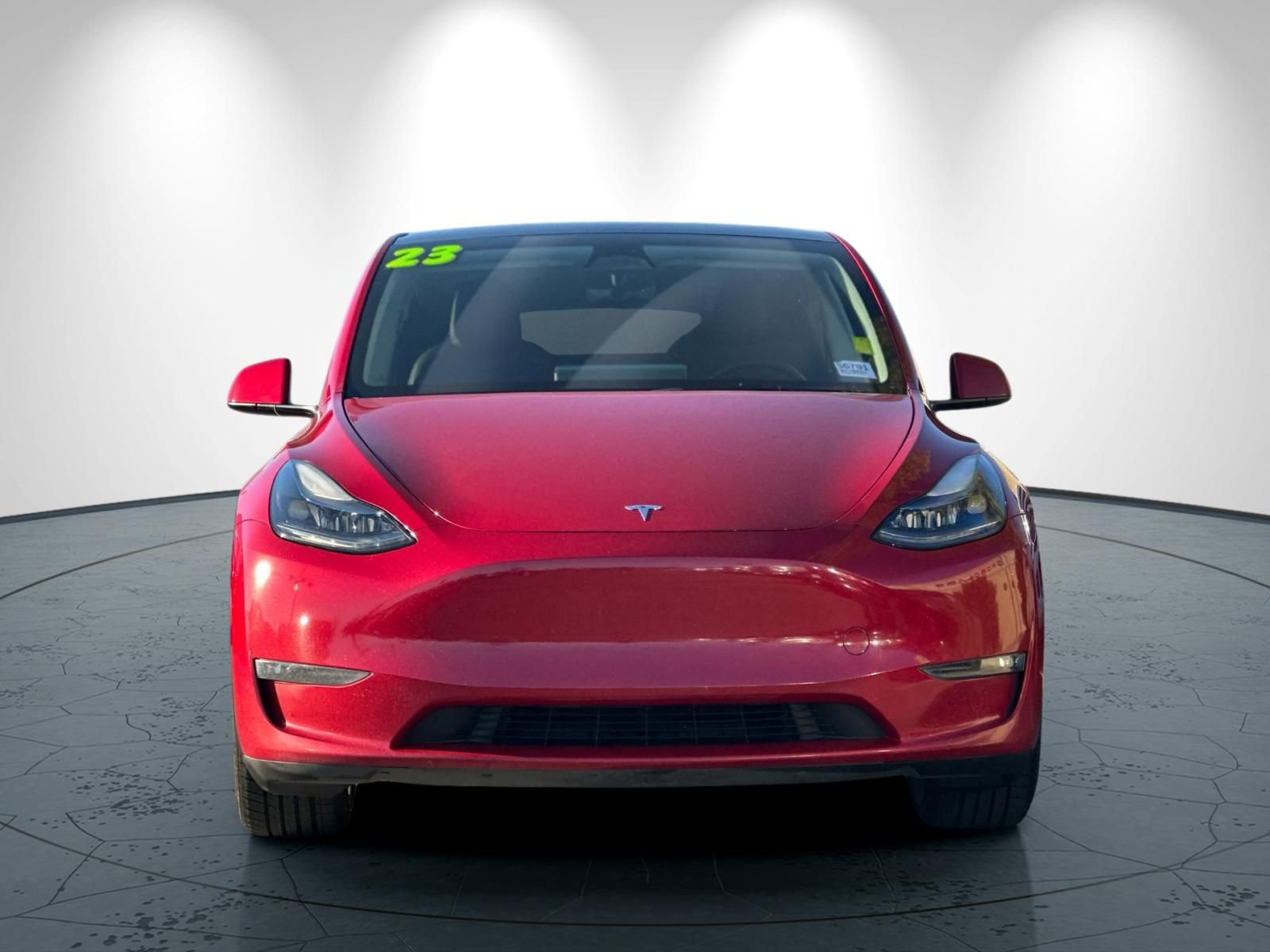 Used 2023 Tesla Model Y Performance image 9