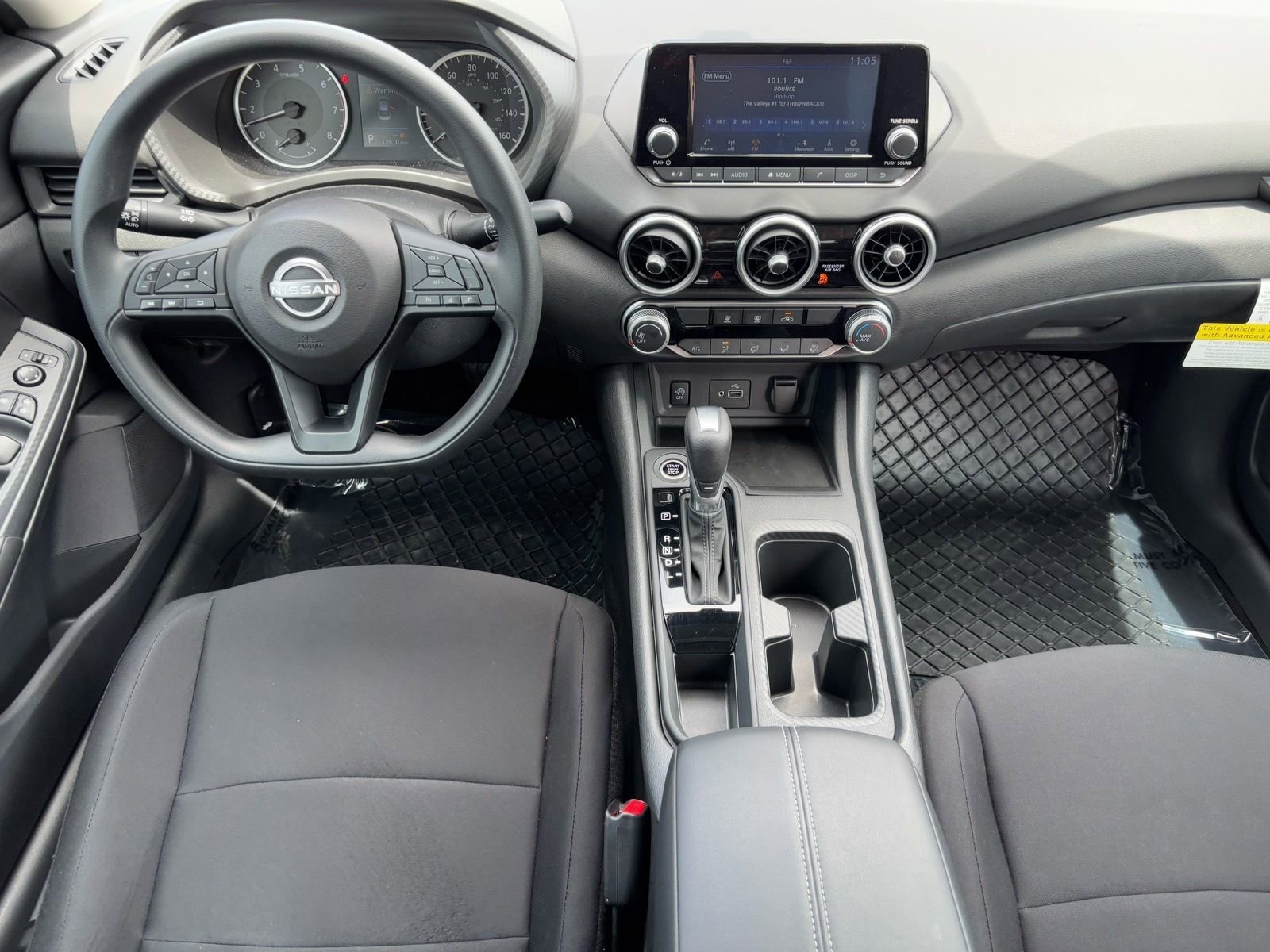 Used 2025 Nissan Sentra S image 12