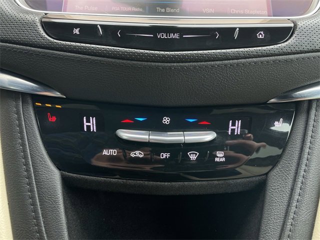 Used 2017 Cadillac XT5 FWD image 18