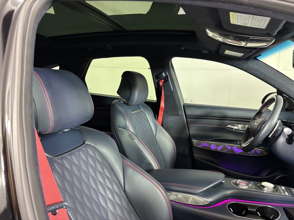 Used 2025 Genesis GV70 3.5T Sport w/ Sport Advanced Package AWD/4WD image 18