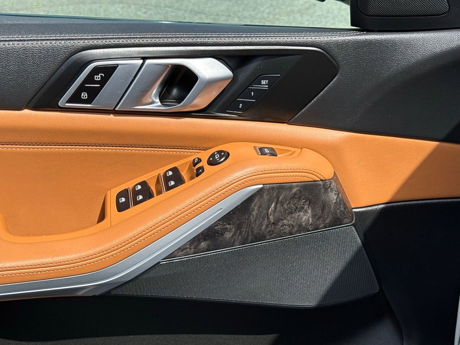 Used 2023 BMW X5 xDrive40i w/ M Sport Package image 21