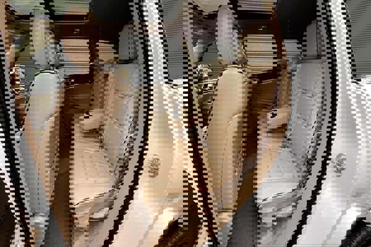 Used 2015 Jeep Grand Cherokee Overland image 21