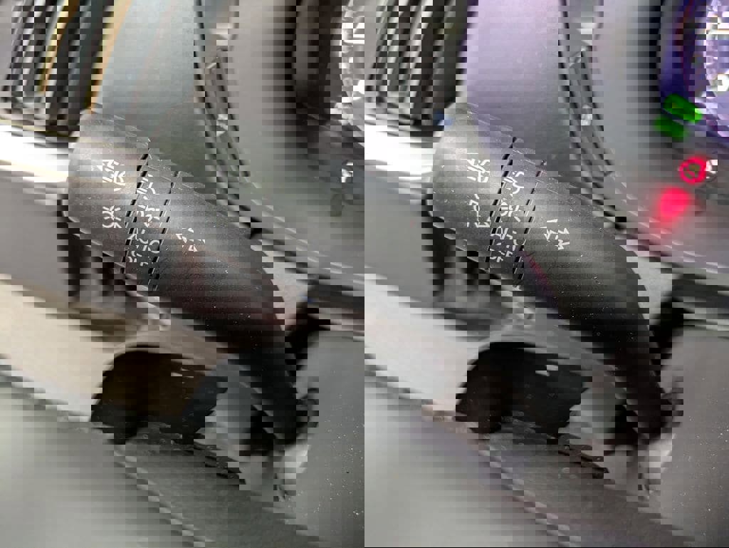 Used 2025 MAZDA CX-90 3.3 Turbo w/ Premium Plus Pkg image 18