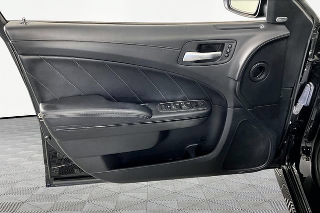 Used 2022 Dodge Charger Scat Pack w/ Daytona Edition Group RWD image 18