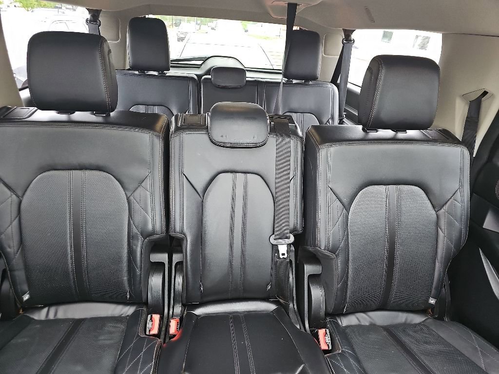 Used 2021 Ford Expedition Max Platinum AWD/4WD image 12