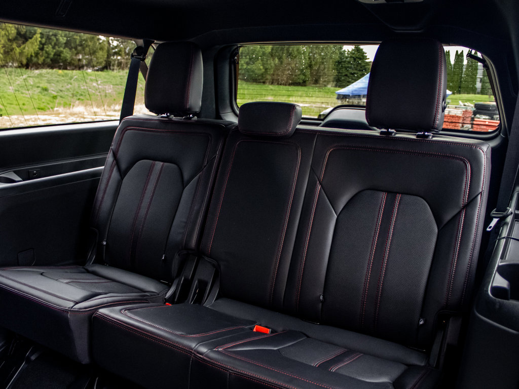 Used 2024 Ford Expedition Max Limited AWD/4WD image 24