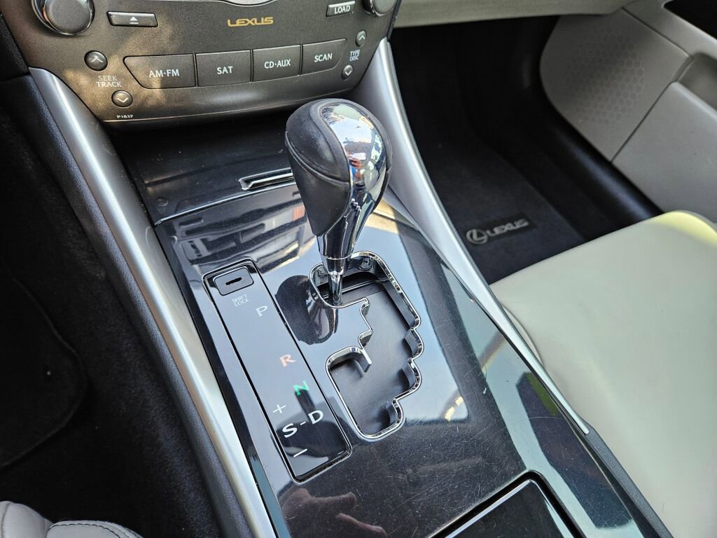 Used 2011 Lexus IS 250 image 22
