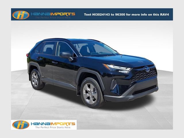 Used 2024 Toyota RAV4 LE AWD/4WD image 1