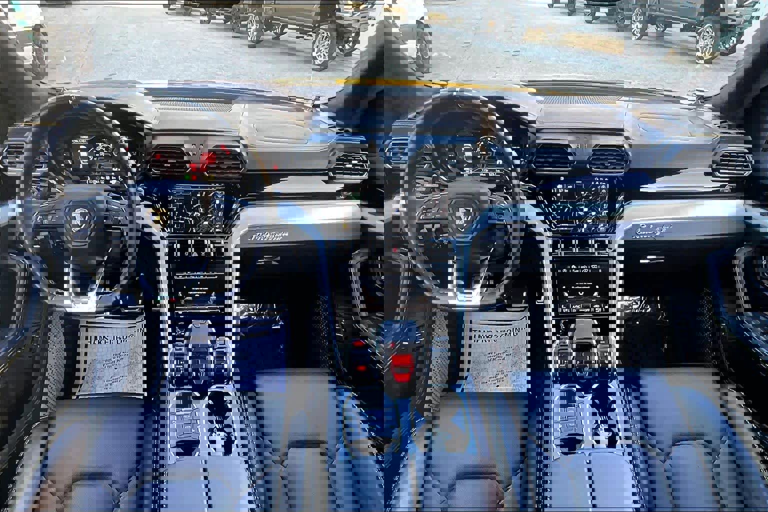 Used 2022 Lamborghini Urus image 15