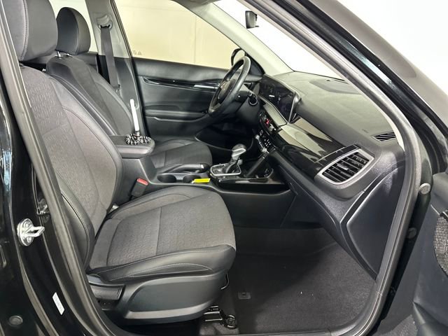 Used 2025 Kia Seltos S image 28