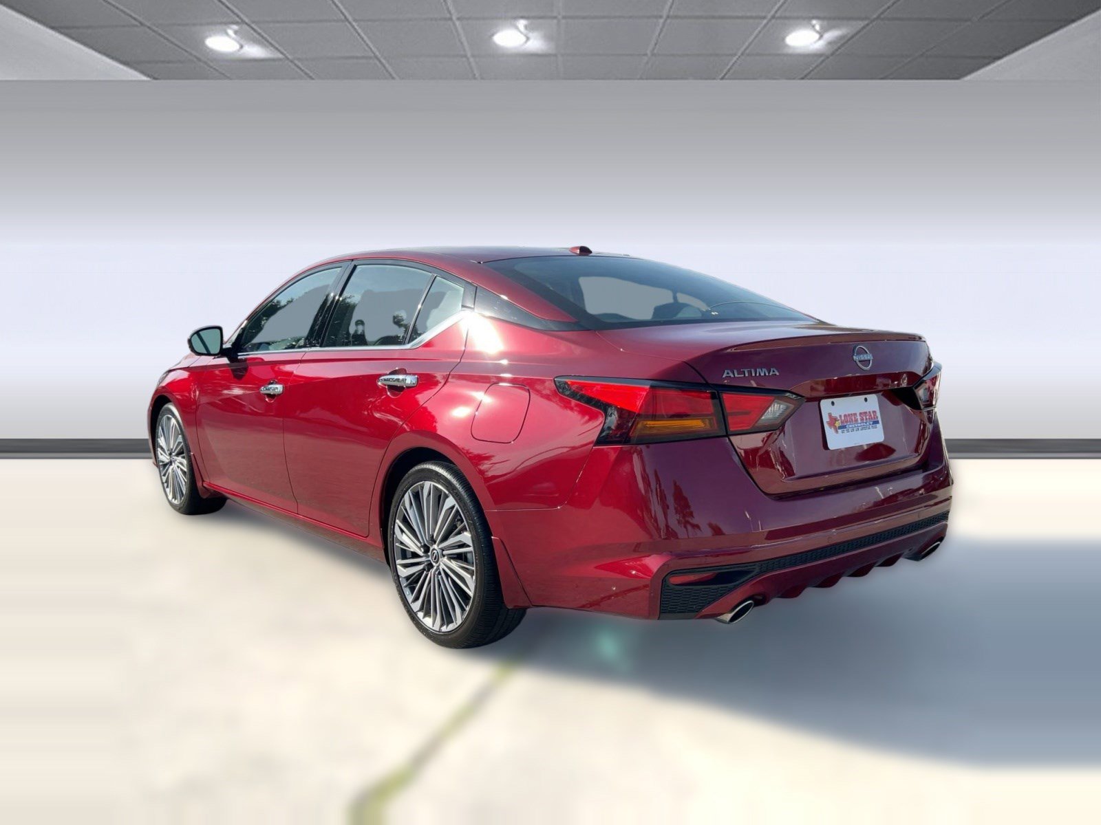 Used 2025 Nissan Altima 2.5 SL image 3