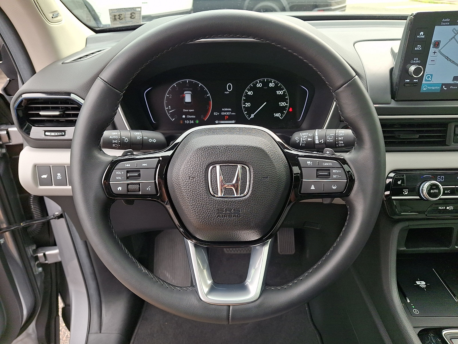 Used 2025 Honda Pilot Touring image 20