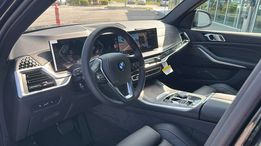 Used 2026 BMW X5 sDrive40i w/ Parking Assistance Package RWD image 13