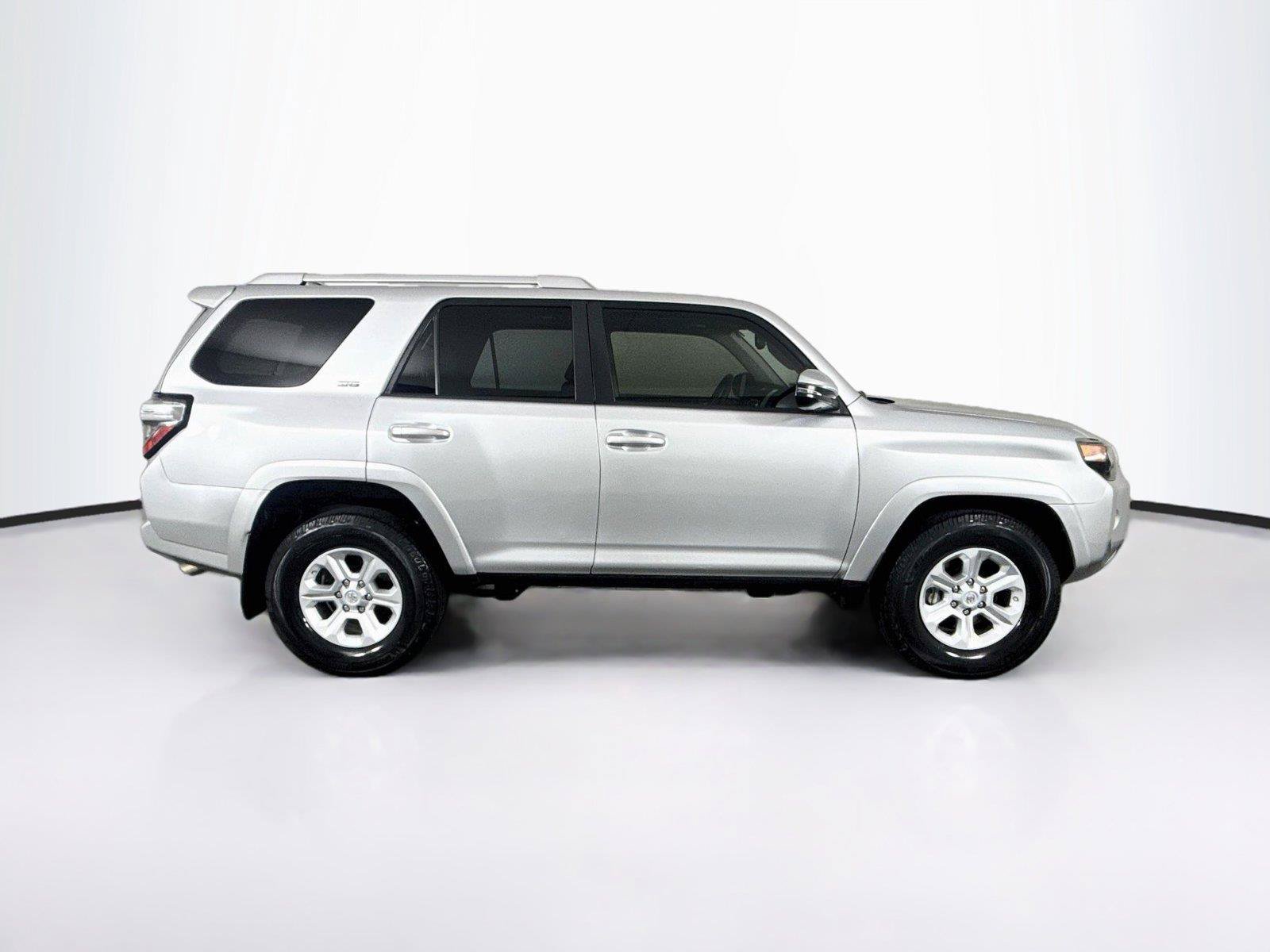 Used 2016 Toyota 4Runner SR5 Premium RWD image 11