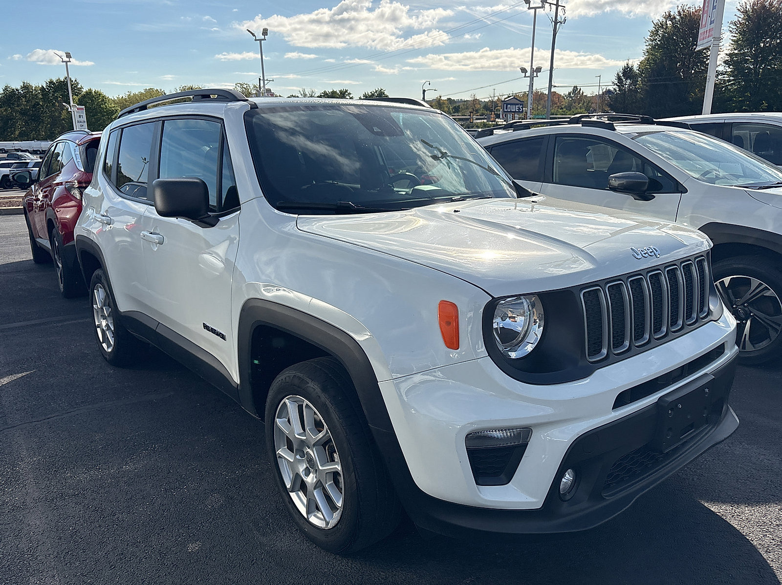 Certified 2022 Jeep Renegade Latitude image 3