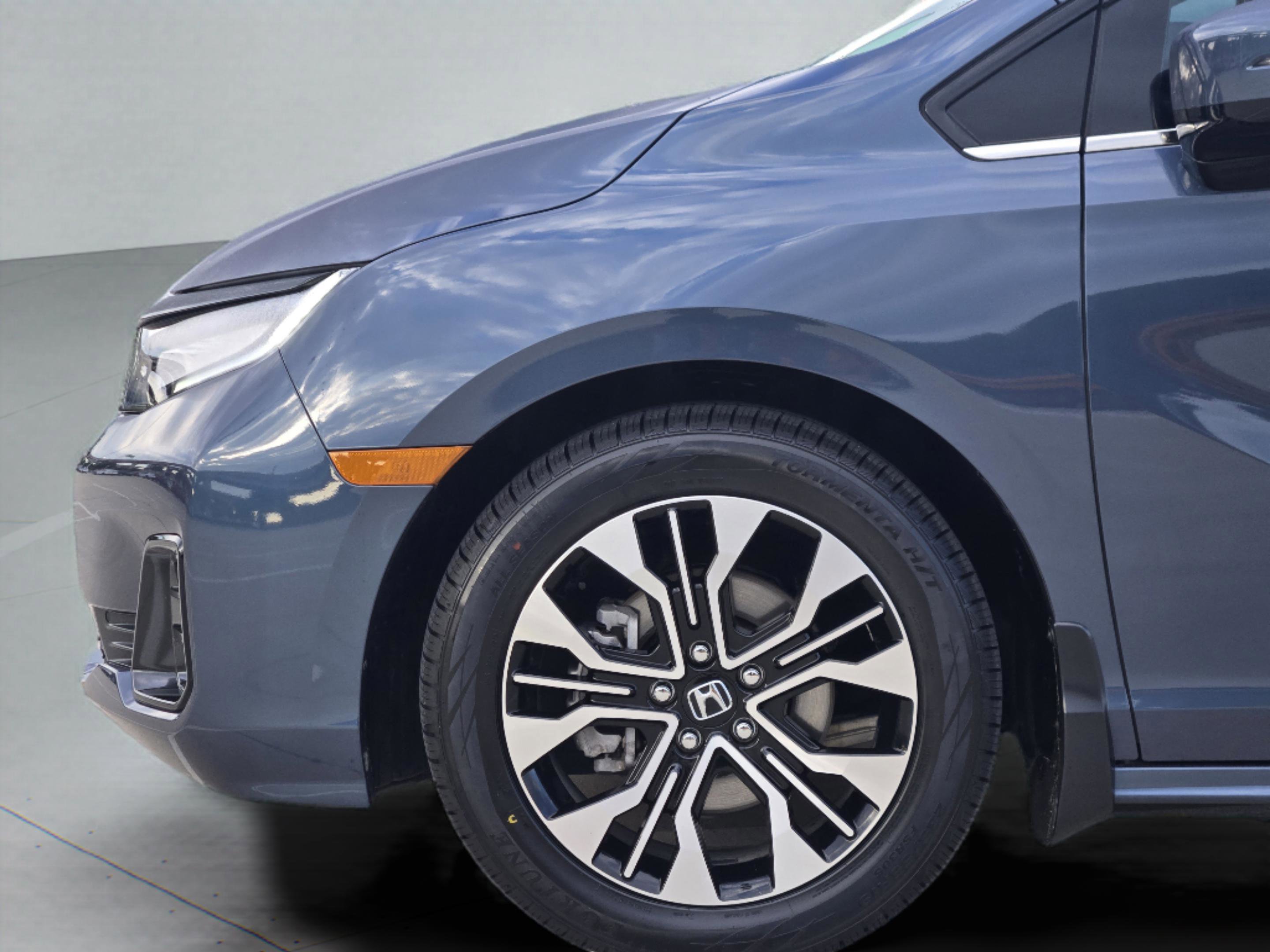 Certified 2025 Honda Odyssey Elite image 29