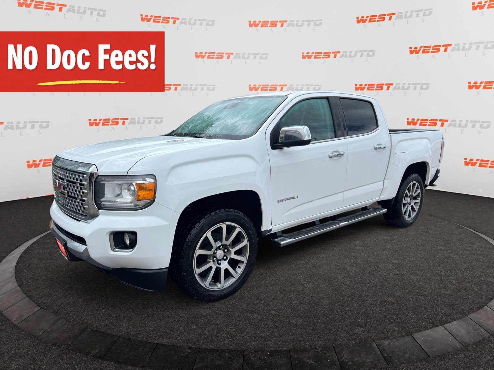 Used 2018 GMC Canyon Denali AWD/4WD image 1