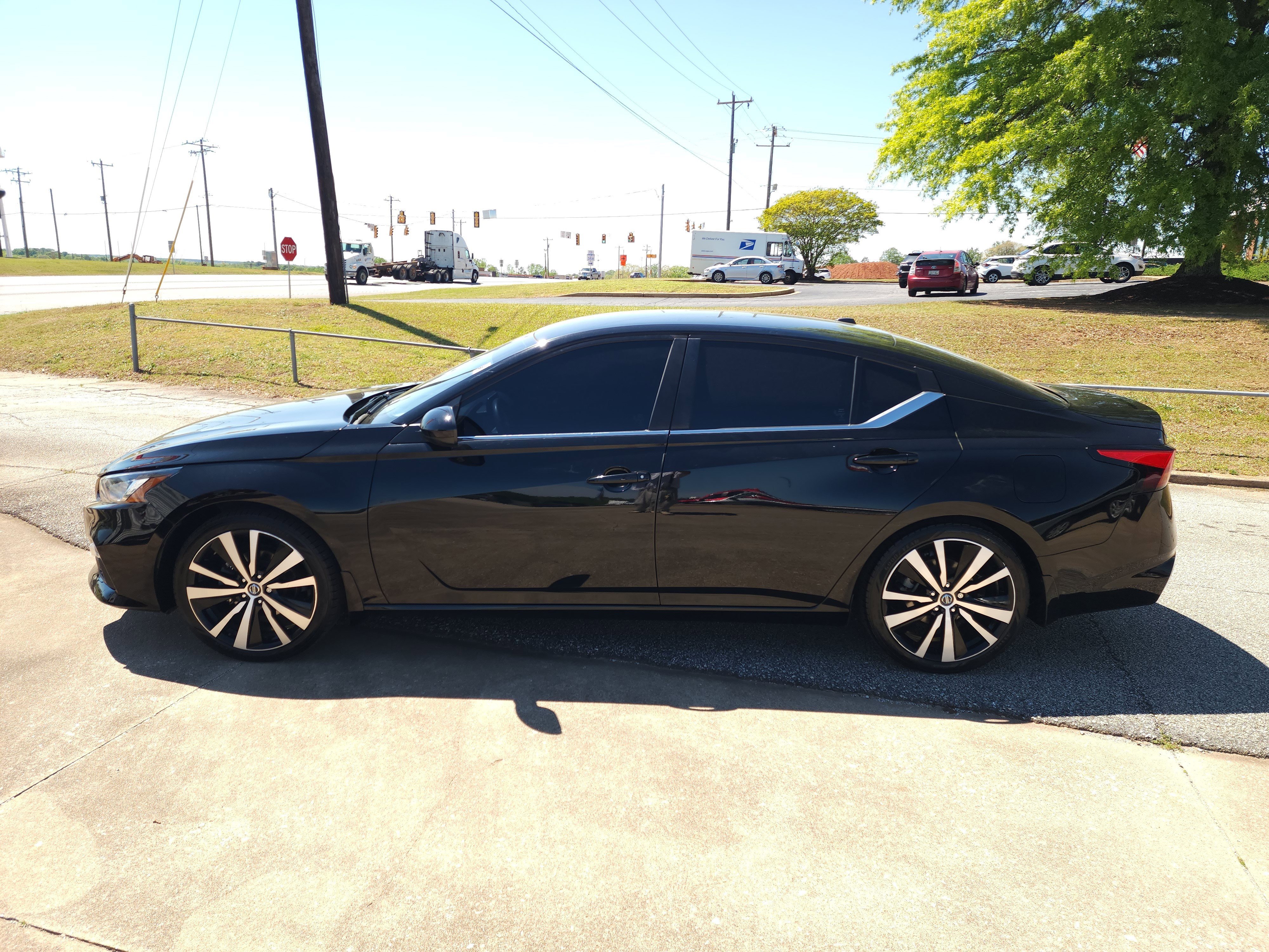 Used 2020 Nissan Altima 2.5 SR FWD image 7