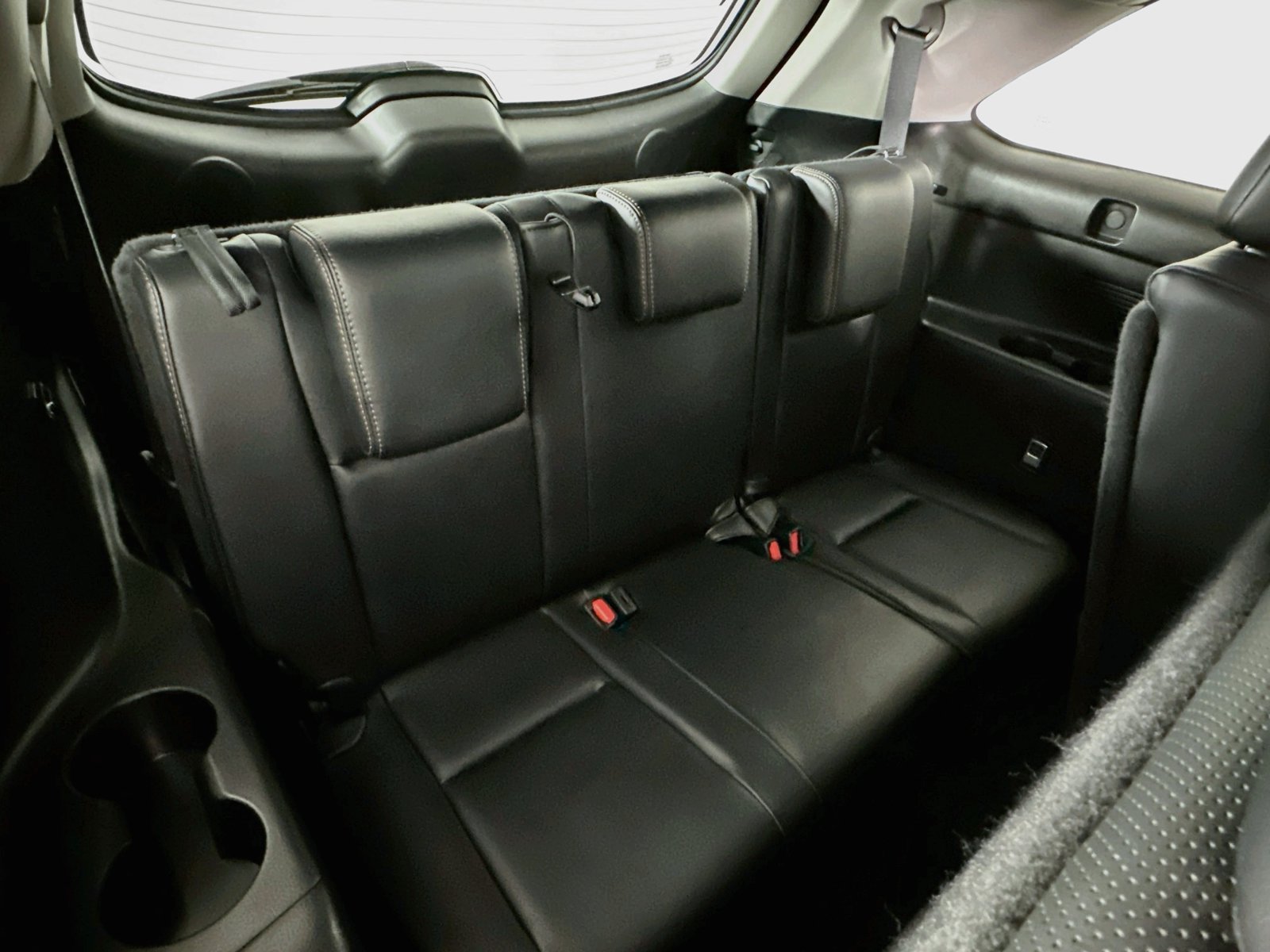 Used 2017 Toyota Highlander Limited Platinum FWD image 29