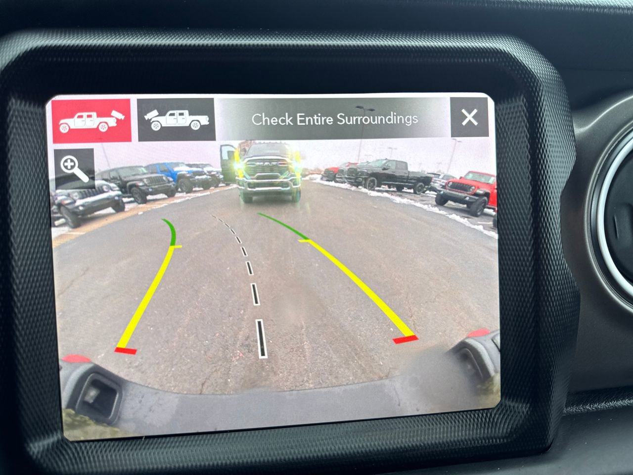 Used 2021 Jeep Gladiator Rubicon w/ Uconnect 4C Nav & Sound Group image 23