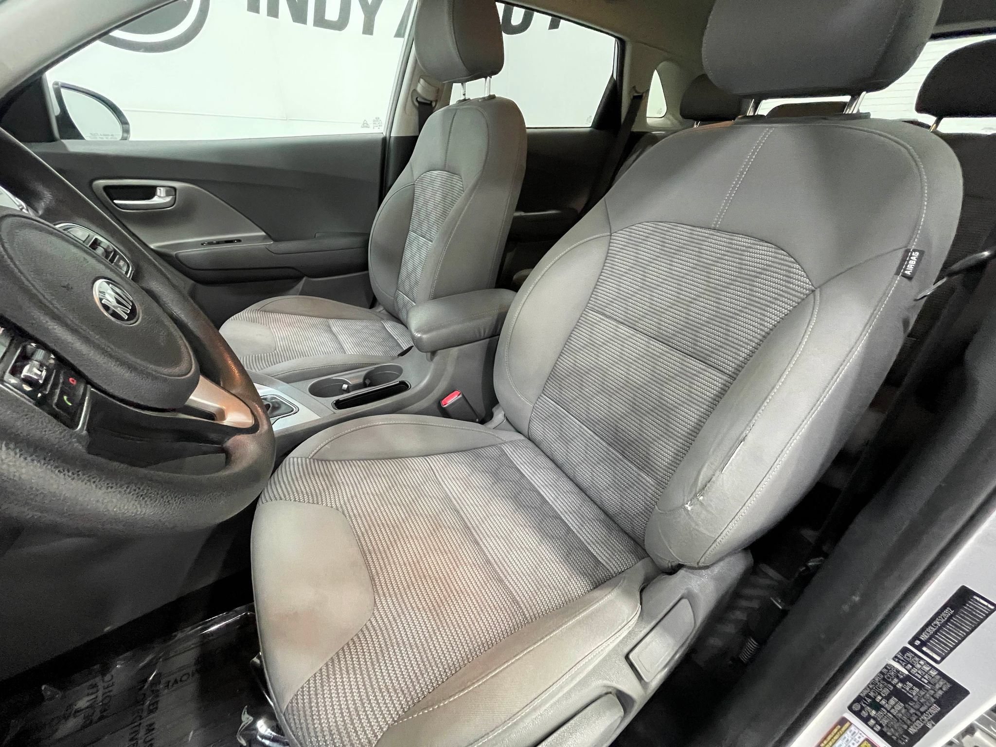 Used 2019 Kia Niro LX FWD image 12